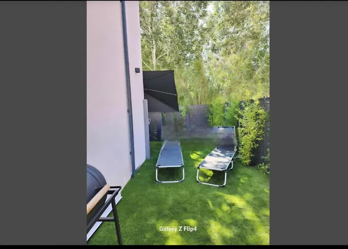 Joublie Tout! Clim Calme Bord De Shopping Activites Wifi 2 Parking Menage Inclus 8 Personnes * Vias