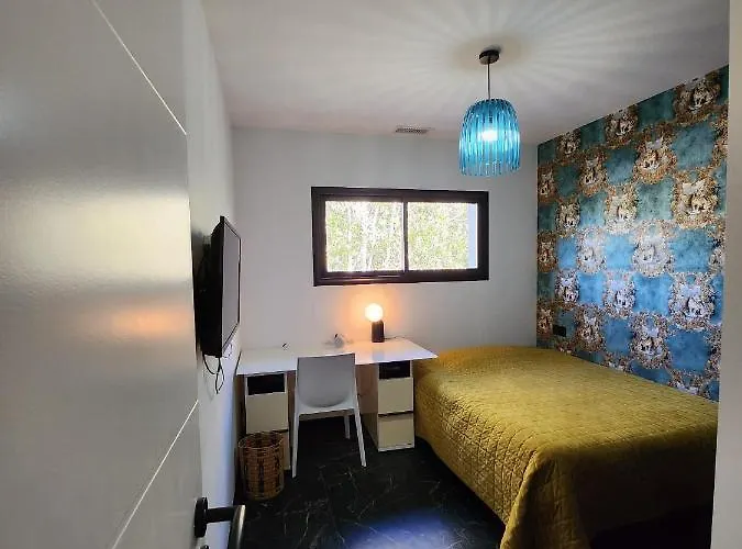 Villa Joublie Tout! Clim Calme Bord De Shopping Activites Wifi 2 Parking Menage Inclus 8 Personnes